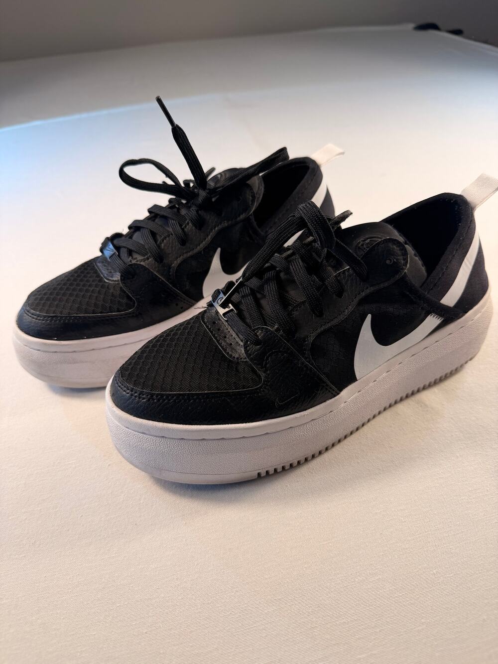 Nike Wmns Court Vision Alta TXT Black White CW6536-001 Size 9 Sneakers